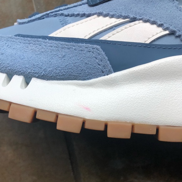 Classic Leather Legacy Brave Blue - Picture 7 of 8